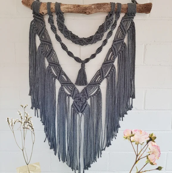 Wall hanging Macrame Handmade - Picture 1 of 3
